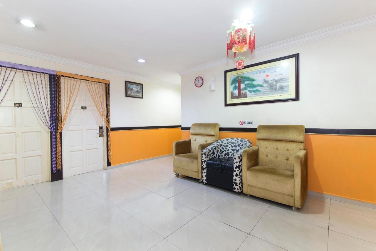 Oyo 329 Suntex Hotel أمبانغ المظهر الخارجي الصورة