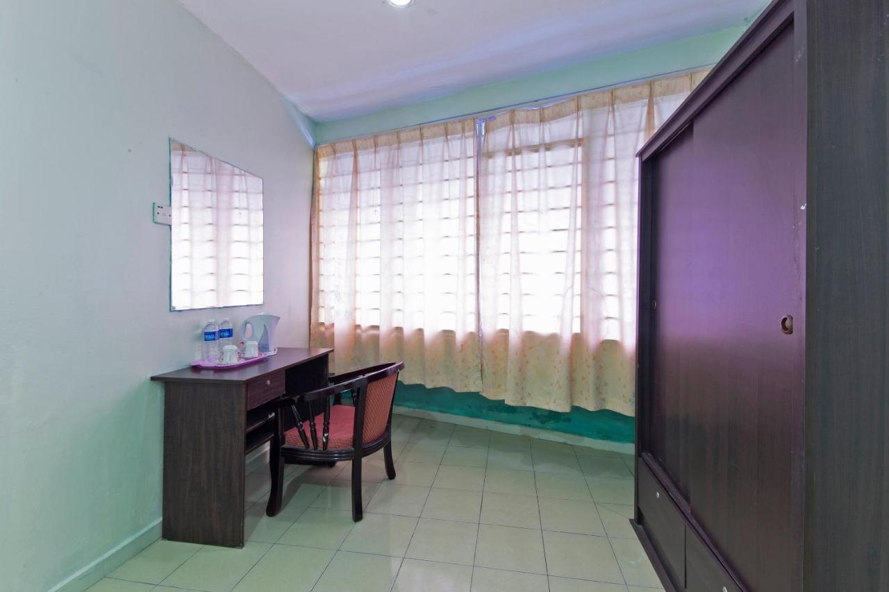 Oyo 329 Suntex Hotel أمبانغ المظهر الخارجي الصورة