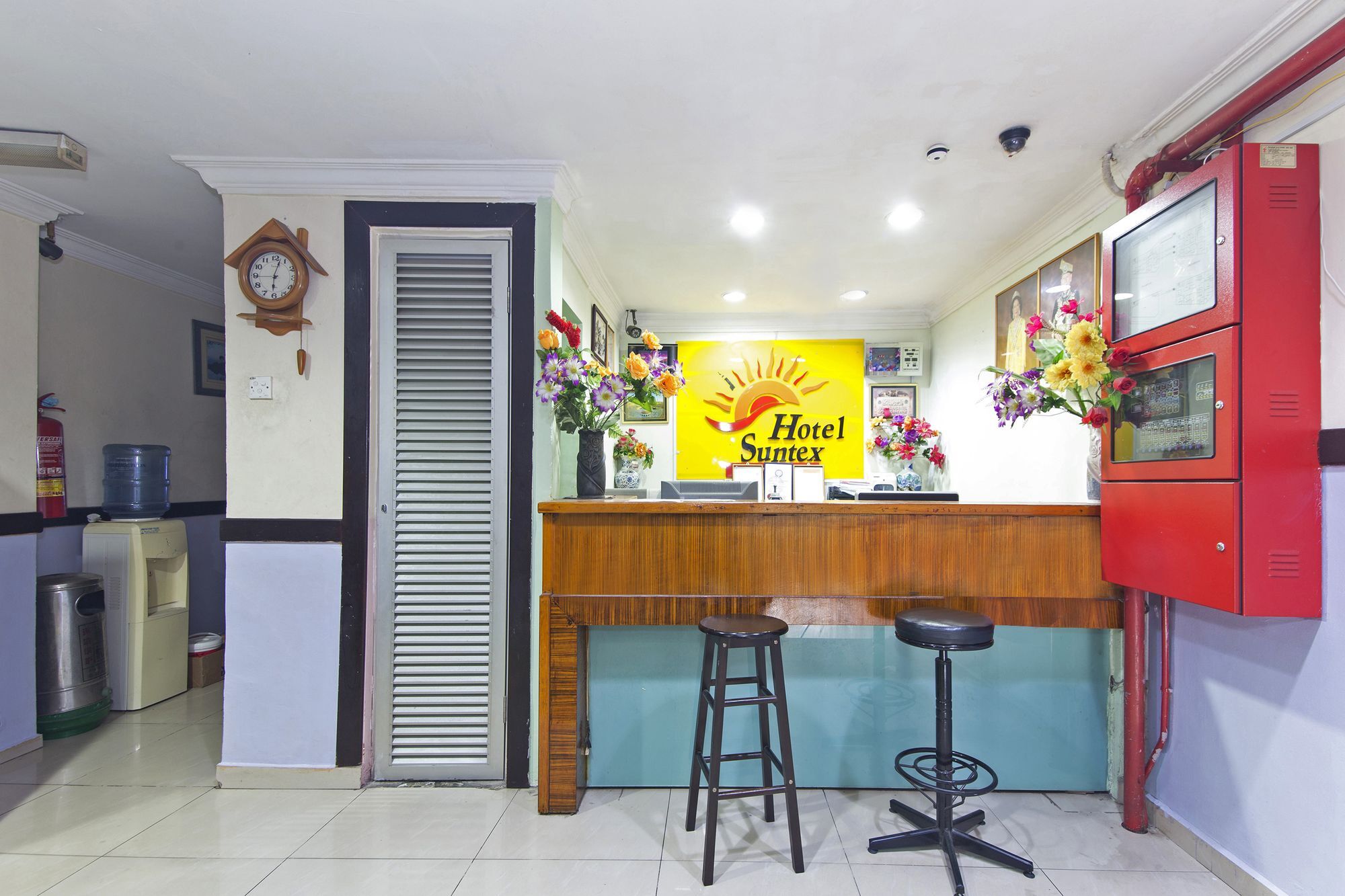 Oyo 329 Suntex Hotel أمبانغ المظهر الخارجي الصورة